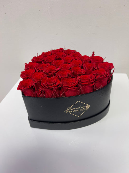 27 Preserved Roses Heart
