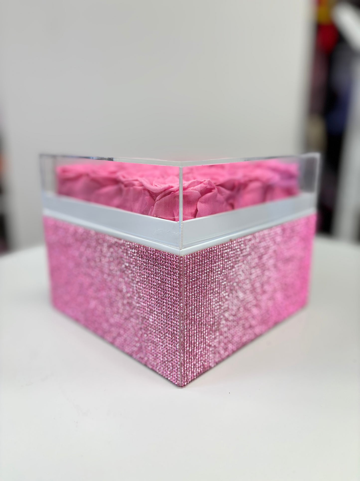 16 Preserved Roses Glitter Box