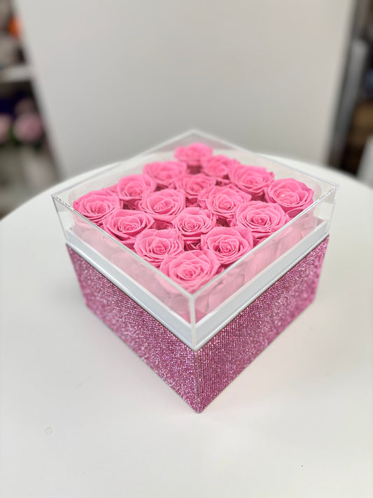 16 Preserved Roses Glitter Box