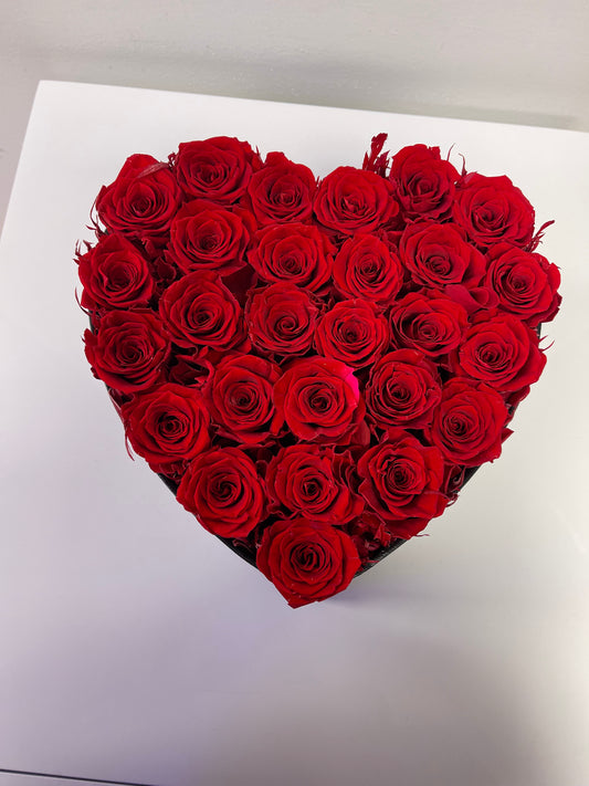 27 Preserved Roses Heart