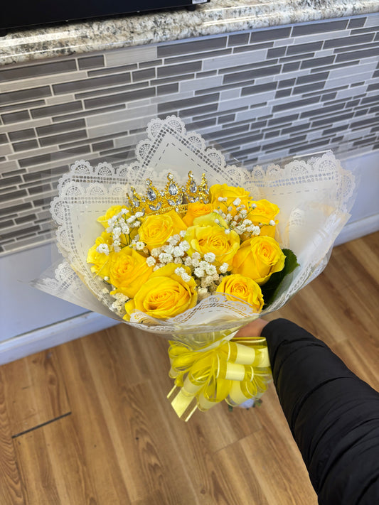 Crown & Roses Bouquet
