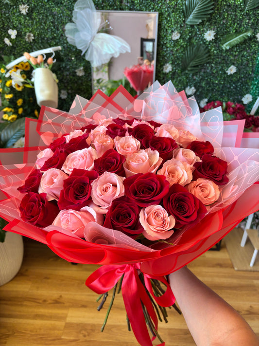 Pink & Red Roses Bouquet