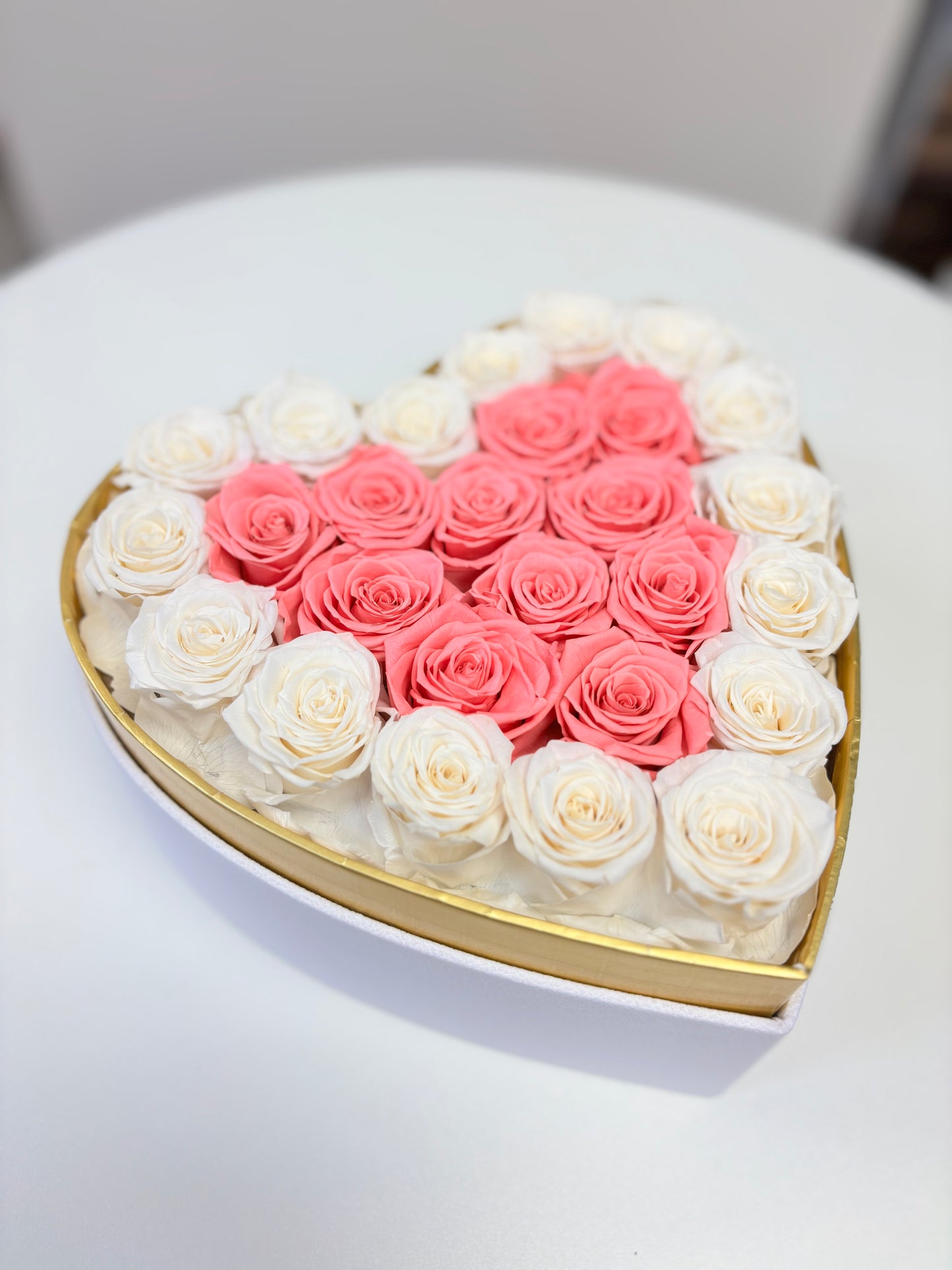 27 Preserved Roses Heart