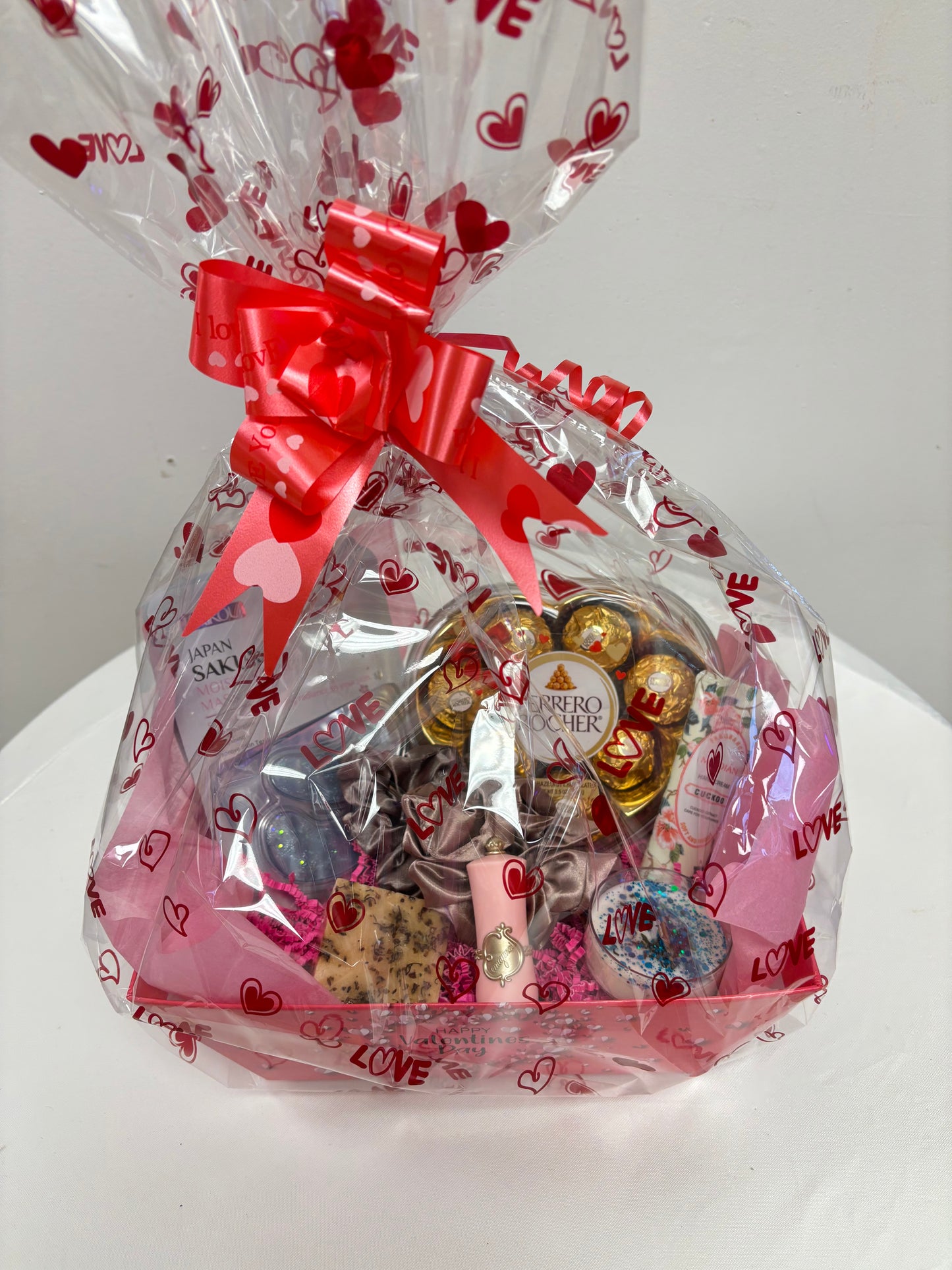 Pretty & Sweet Basket